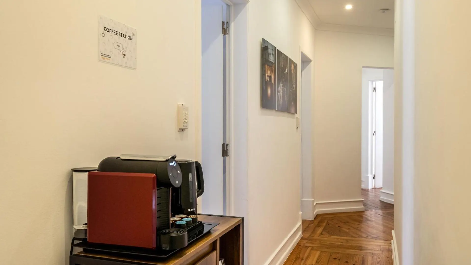 Cozy Avenida Guesthouse Lisbon 3*,
