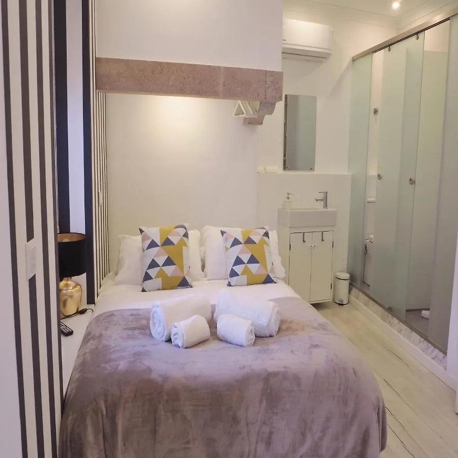 Cozy Avenida Guesthouse Lisboa Portugal